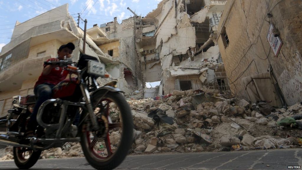 Rebel rockets 'kill 20' in Syria