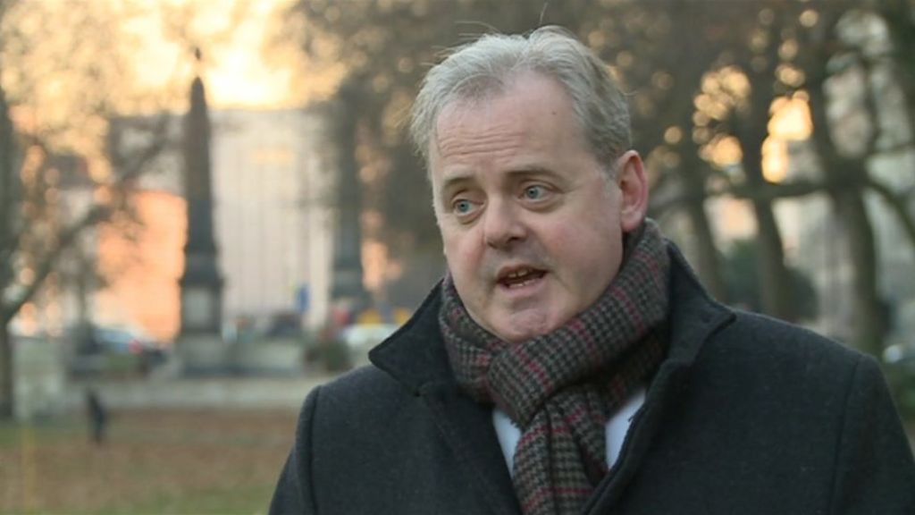 Guto Bebb: Pryder fod yr Alban 'fel gwlad wahanol'