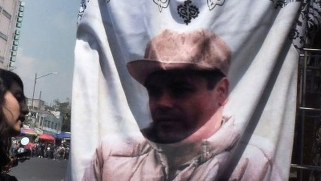 Mexico jails Guzman prison guards