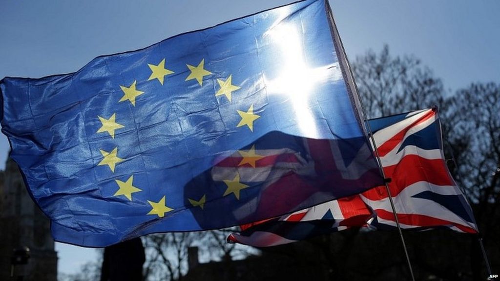 Brexit: Theresa May eyes 'special partnership' with EU