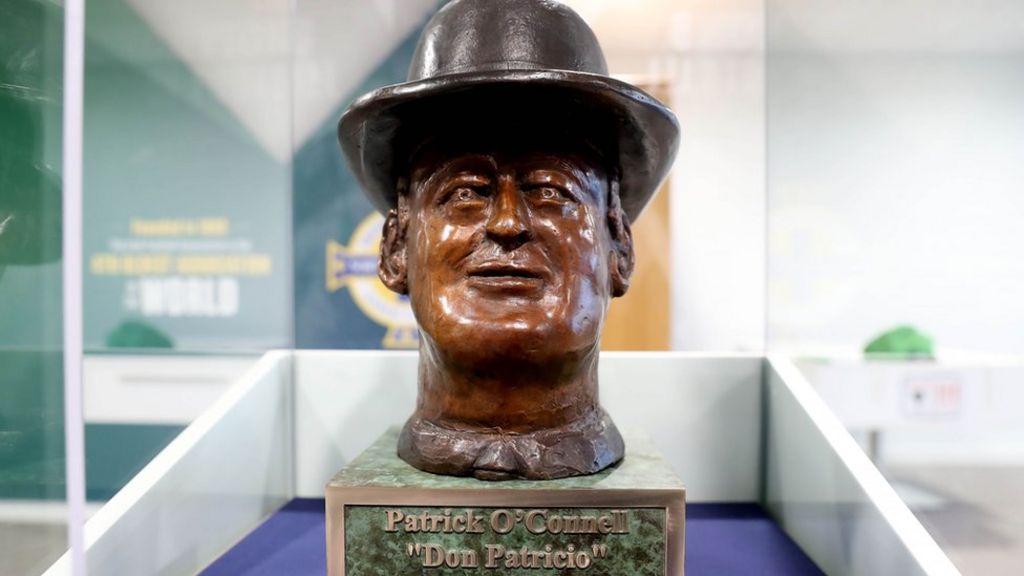 Bronze bust for FC Barcelona 'saviour' Patrick O'Connell