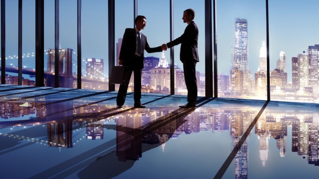 Social mobility: Class pay gap found in UK professions