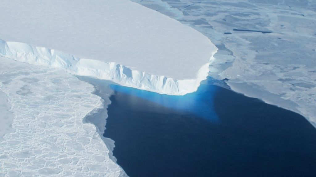 Ice loss spreads up Antarctic glaciers