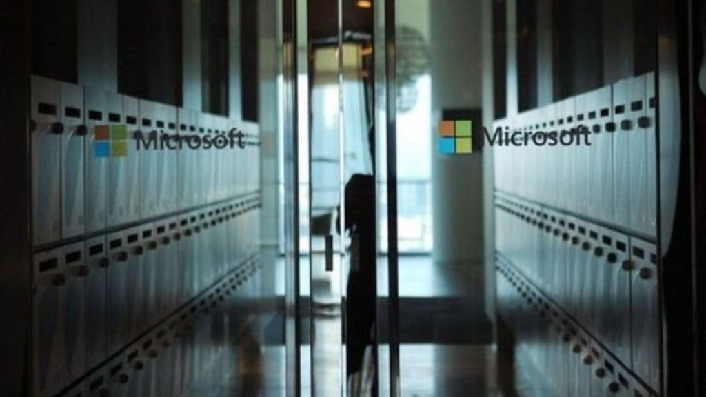 Microsoft battles US over 'drug' emails