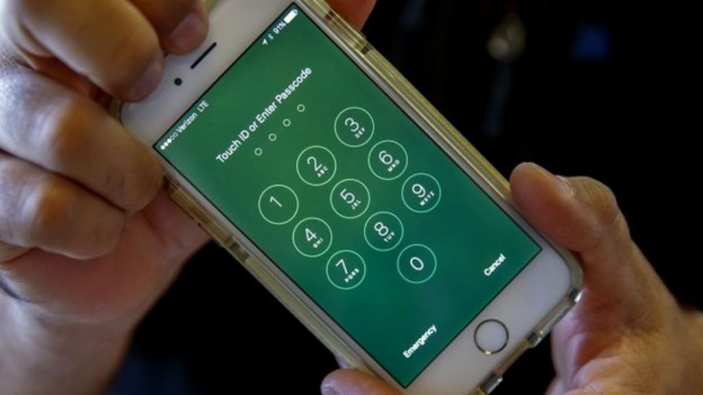 Cracked iPhone: Should you be worried?