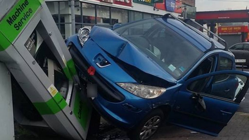 Car slams into street cash machine in Beeston