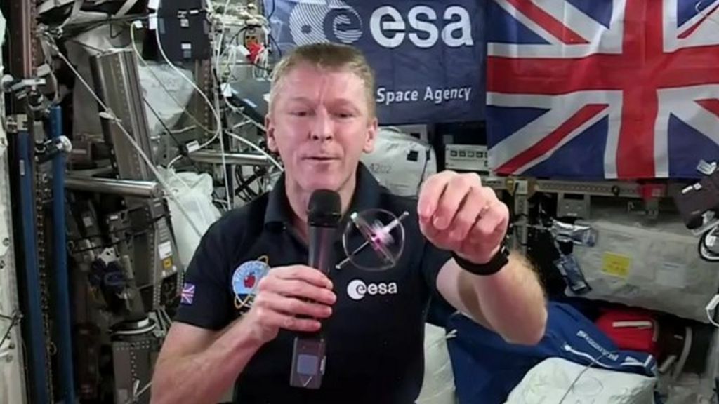 VIDEO: In a spin: Tim Peake demos gyroscope