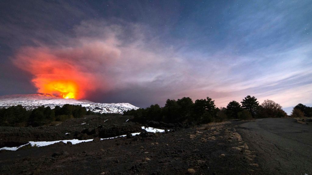 Mount Etna: BBC crew caught up in volcano blast