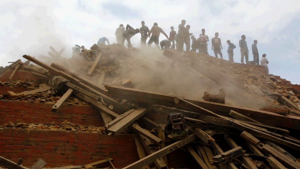 Satellites dissect Nepal quake