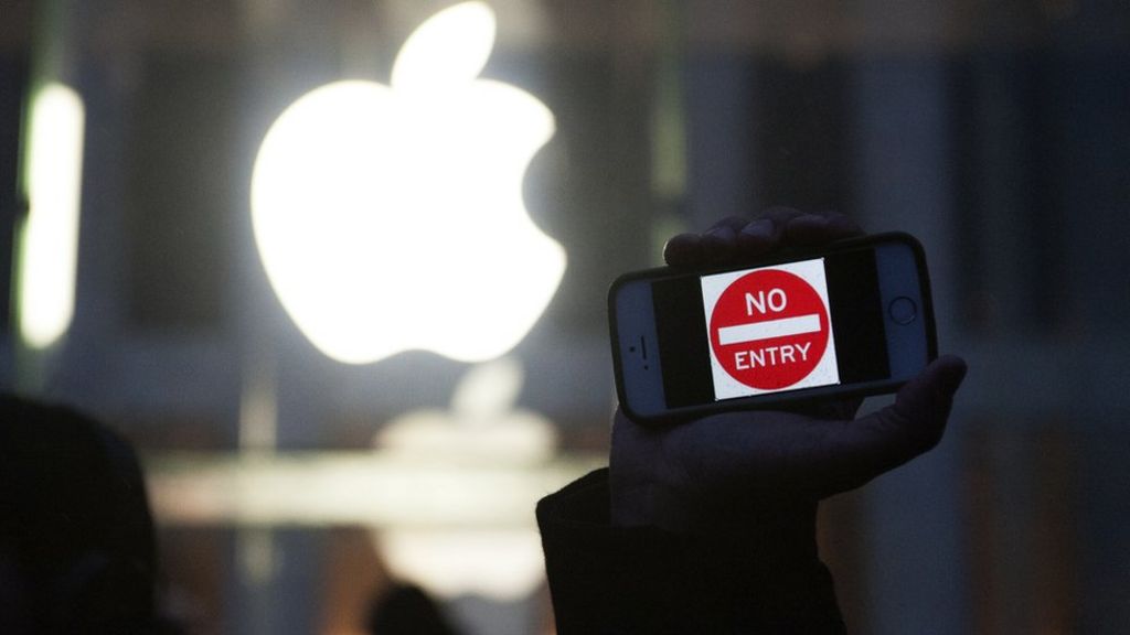 US debates a world without privacy