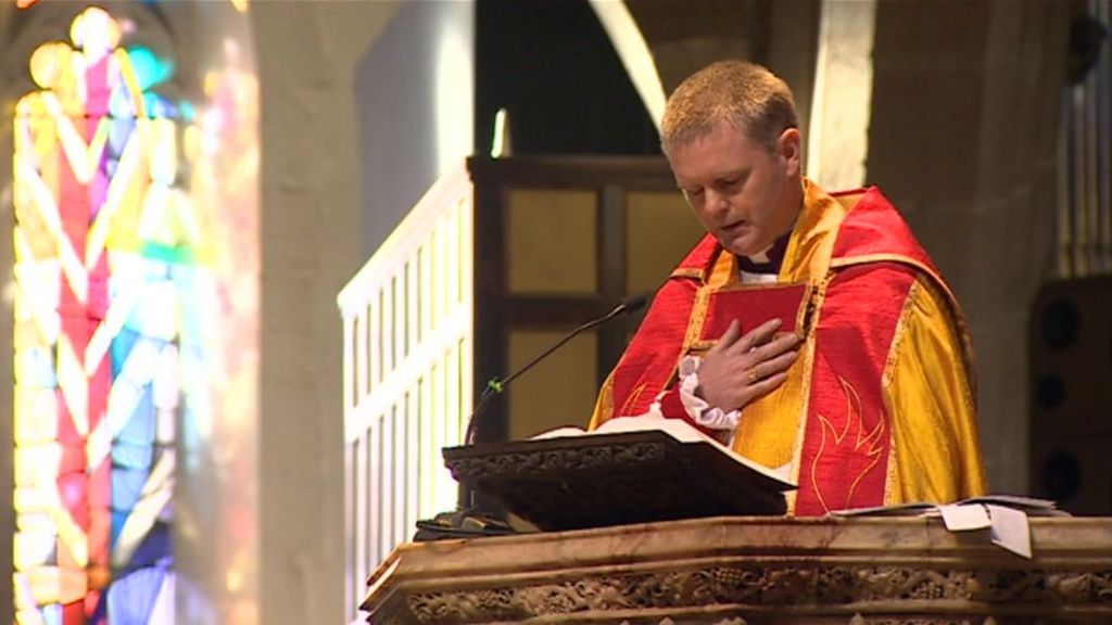 First Bishop of Berwick for 444 years inaugurated - BBC News