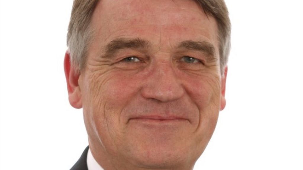 Gateshead councillor Martin Gannon appointed leader - BBC News