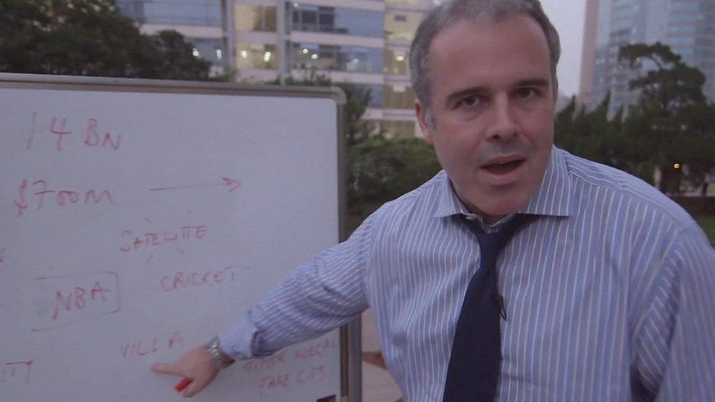 'Robin Manager' explains China football TV deal to the team