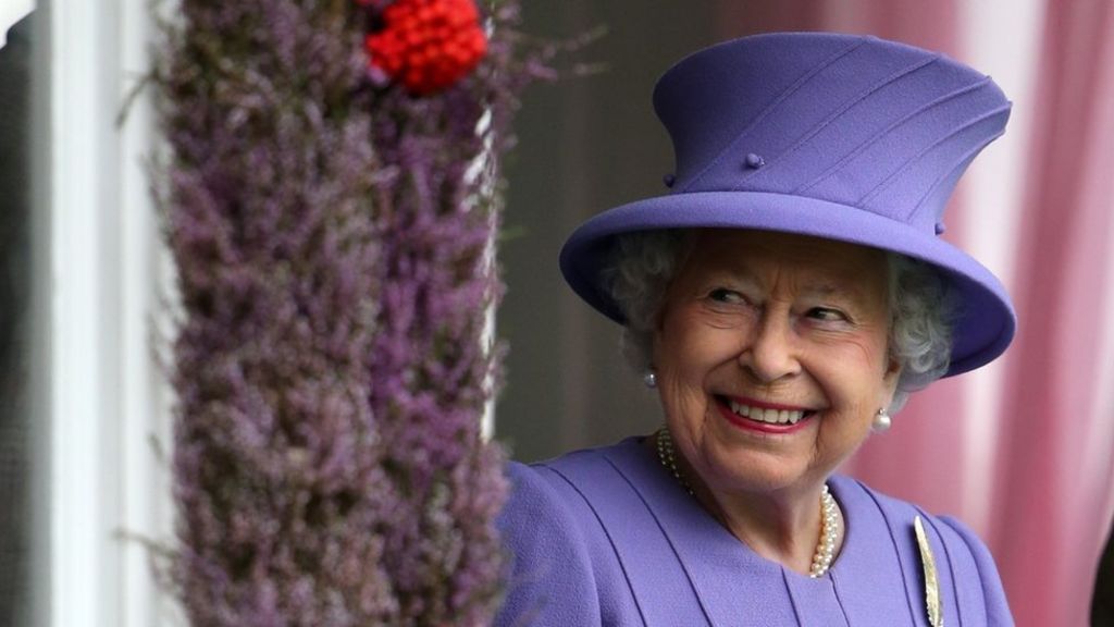 Queen Attends Annual Braemar Gathering Bbc News 