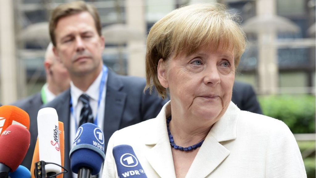 Greece debt crisis: Eurozone summit resumes search for deal - BBC News