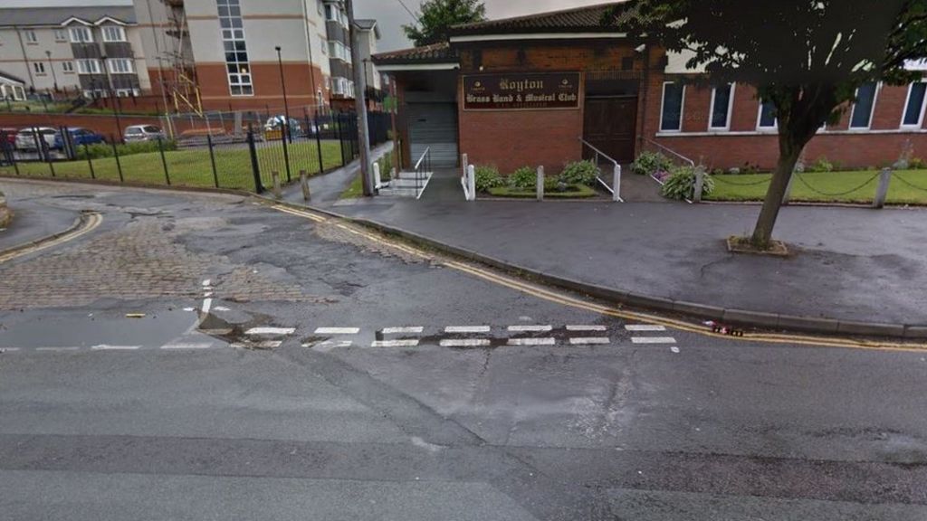 Man dies in Oldham suspected hit-and-run crash