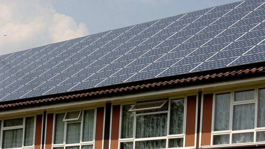 UK government 'short' on climate target