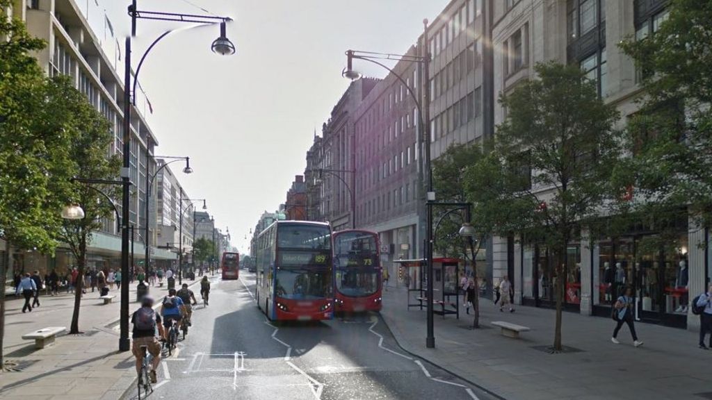 Man hit by Oxford Street bus dies on day of road deaths vigil