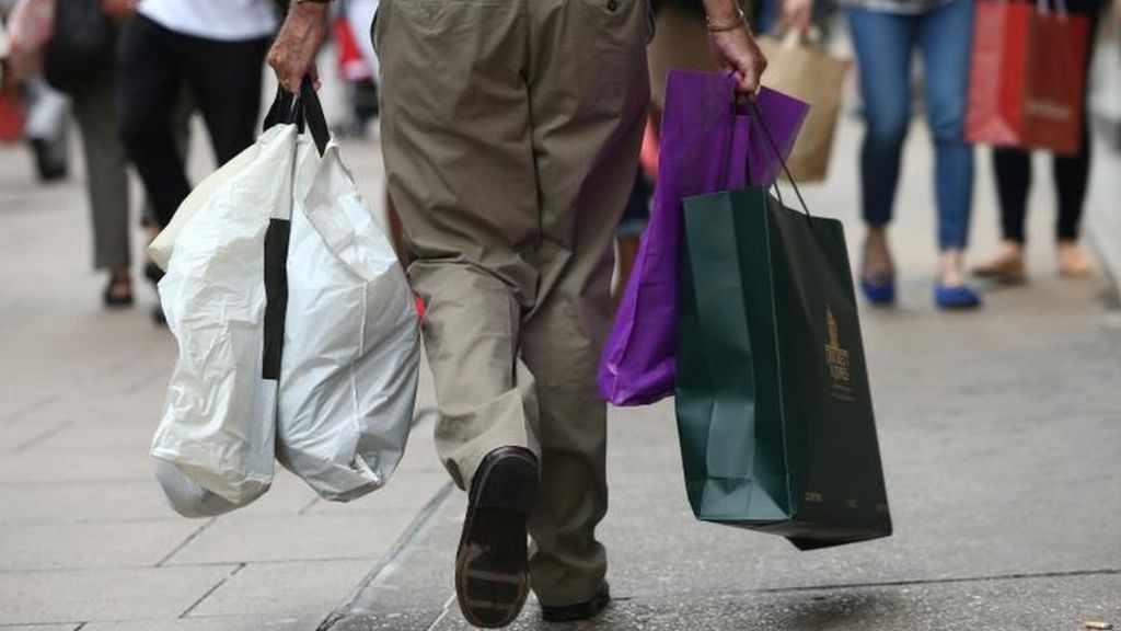 UK economic growth driven by shoppers in second quarter