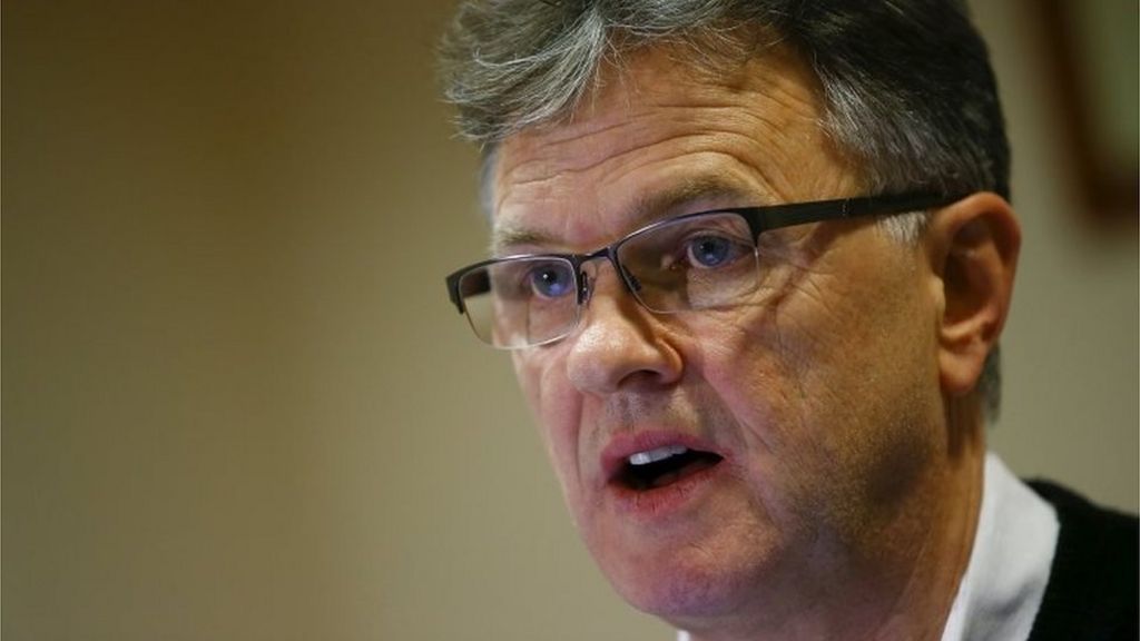 Vatican abuse critic refuses to quit