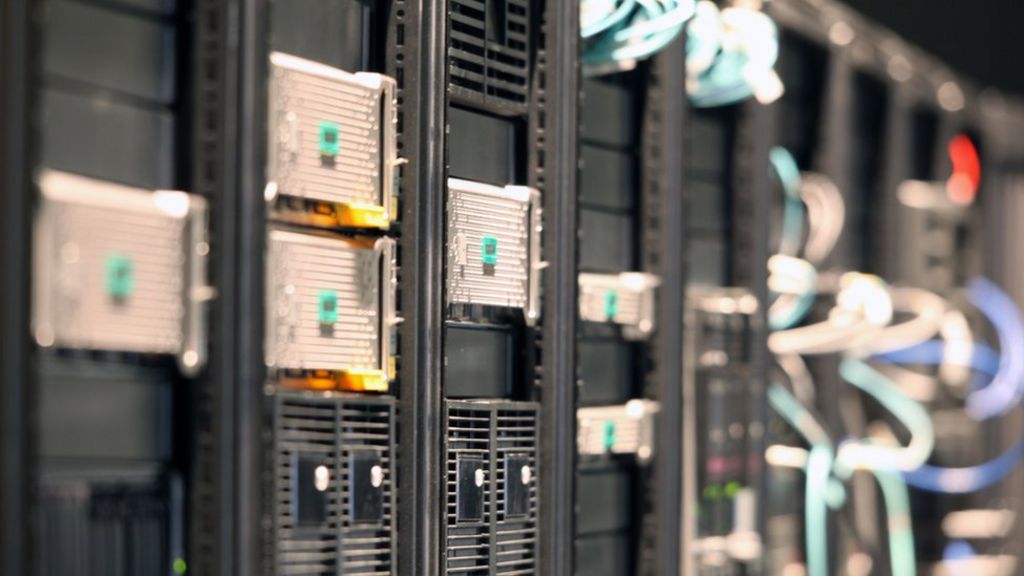 UK tech firm swoops on HP software unit in £6.6bn deal