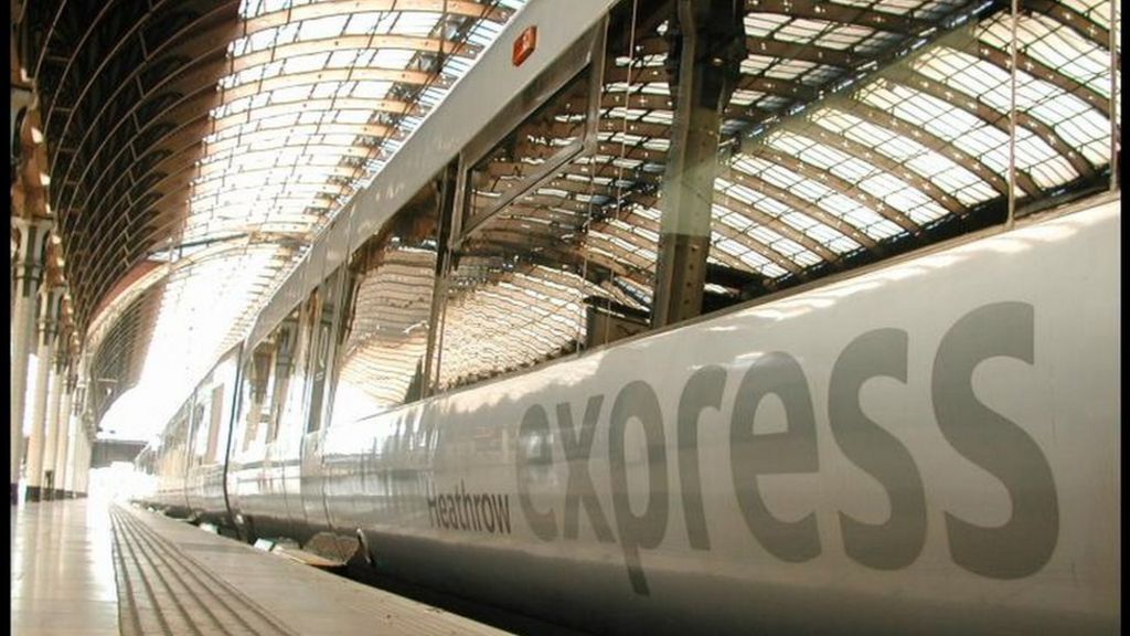 'Crack' in train forces Heathrow Express to replace stock