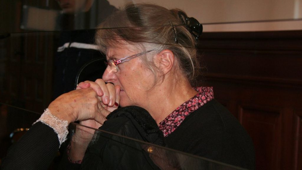Abused woman who killed husband pardoned