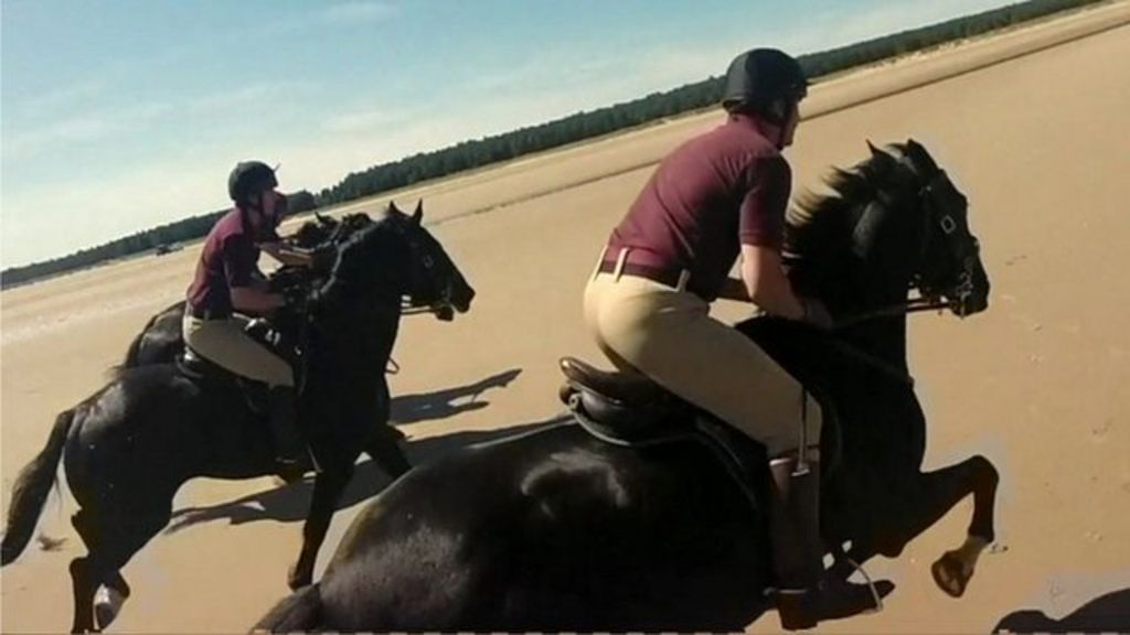 VIDEO: Sea horses: Household Cavalry at beach