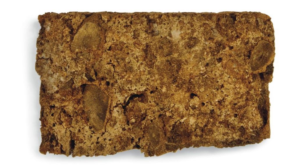 Stale bake: Queen Victoria's wedding cake sold