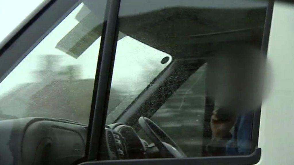 Driver of 44-tonne truck caught using mobile