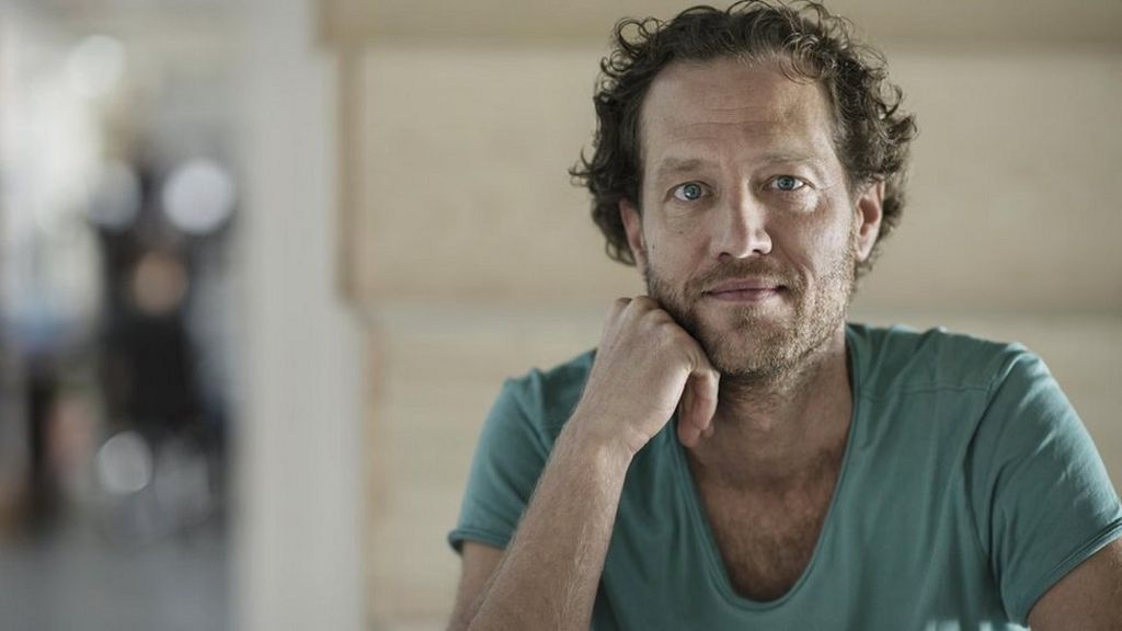 Can a smartphone change the world?