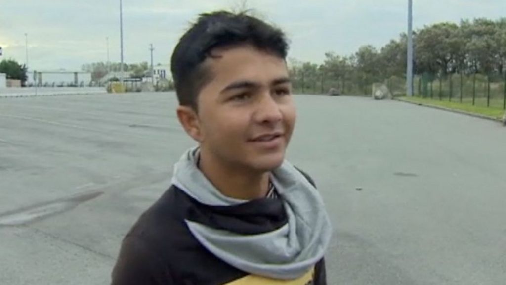 Father ready to 'embrace' refugee son who made Lily Allen cry