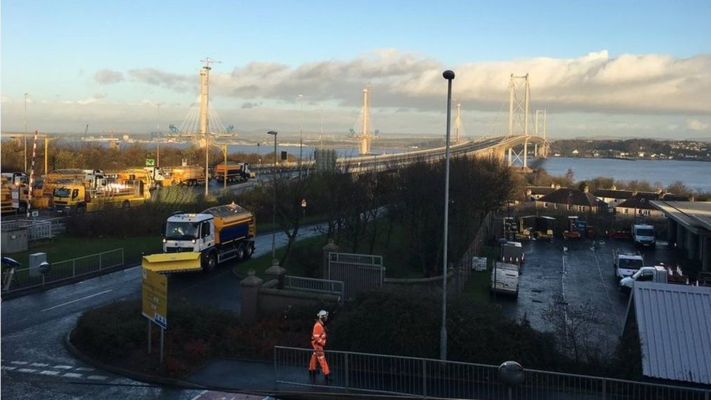 Businesses lobby minister on bridge work