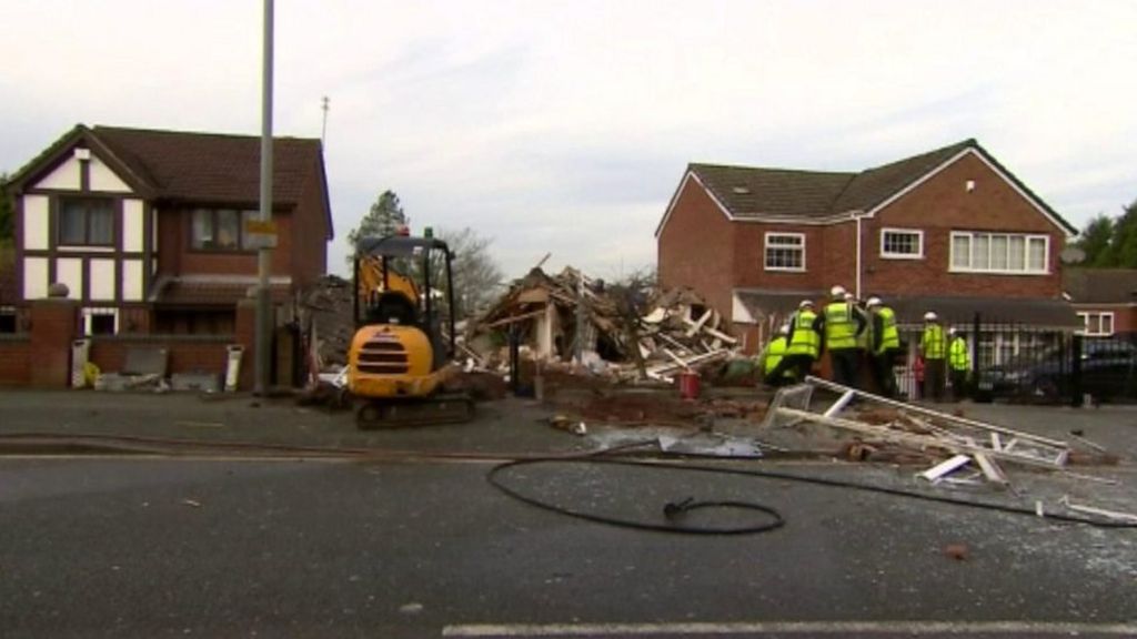 Neighbour still not home one year after gas blast