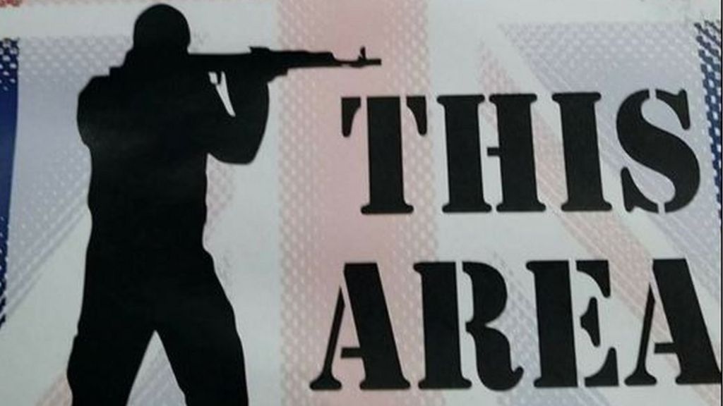 'PSNI informers' leaflets left on cars in east Belfast - BBC News - BBC News