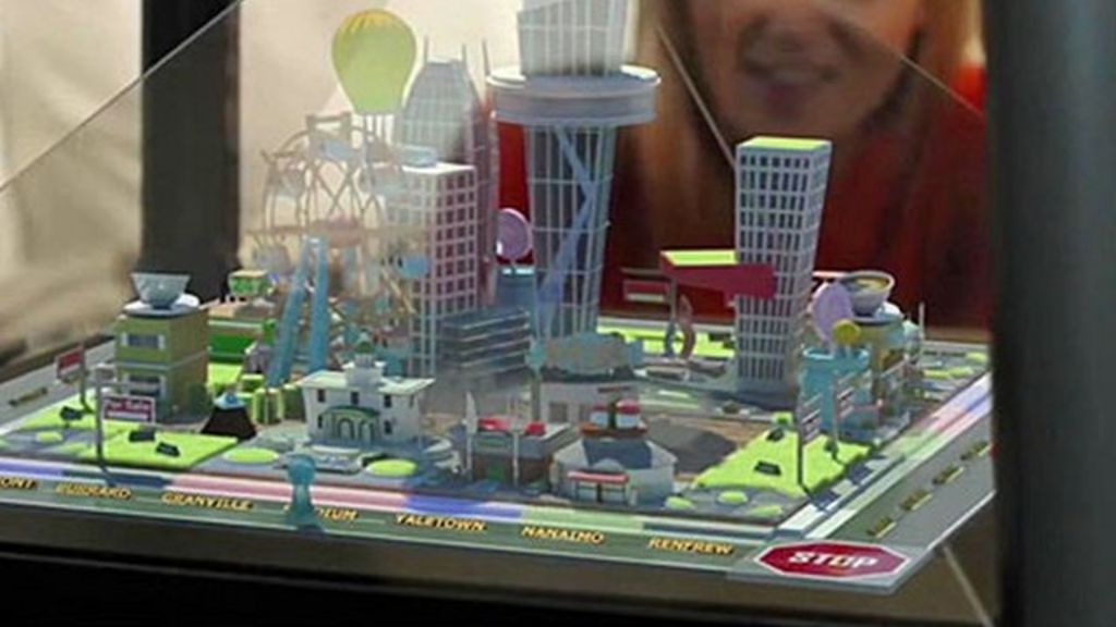 VIDEO: Holographic pyramid on your table