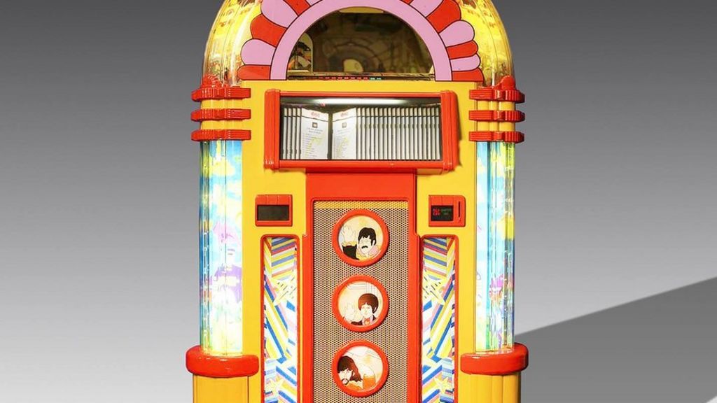 Beatles jukebox and gaming machines stolen in Weybridge