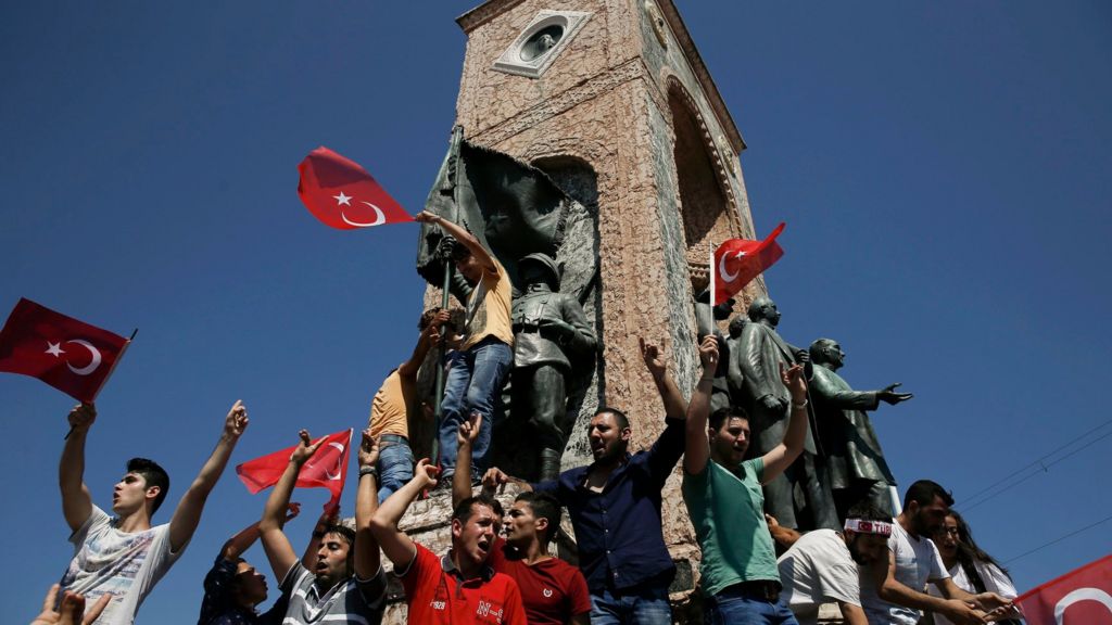 Turkey coup attempt: Britons describe gunfire and explosions