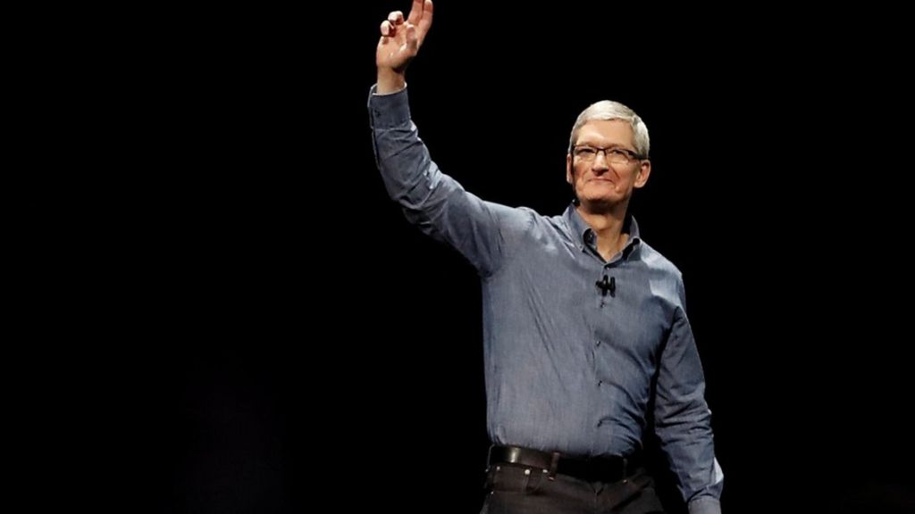 Tim Cook: 'Apple hasn't done anything wrong'