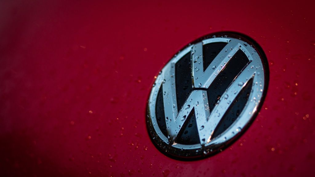 400,000 VW cars in UK need engine fix