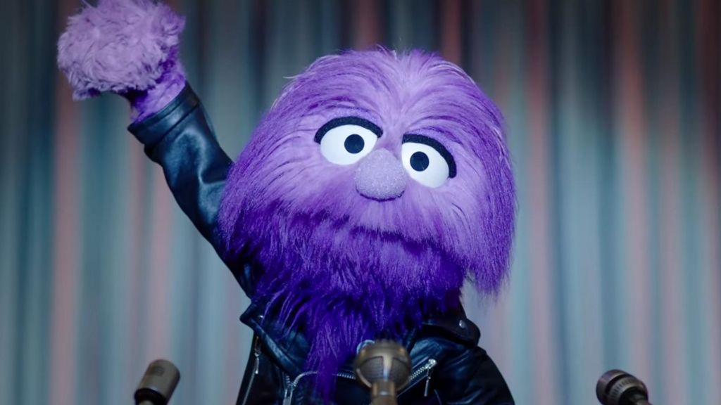 Three defends mobile 'price hike'