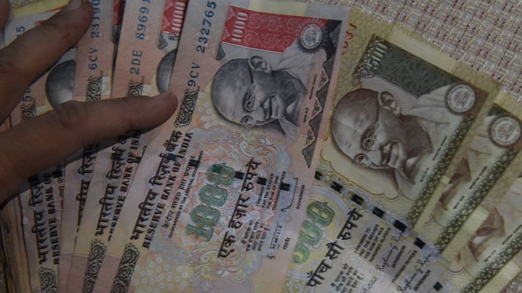 Shock as India scraps 500 and 1,000 rupee bank notes