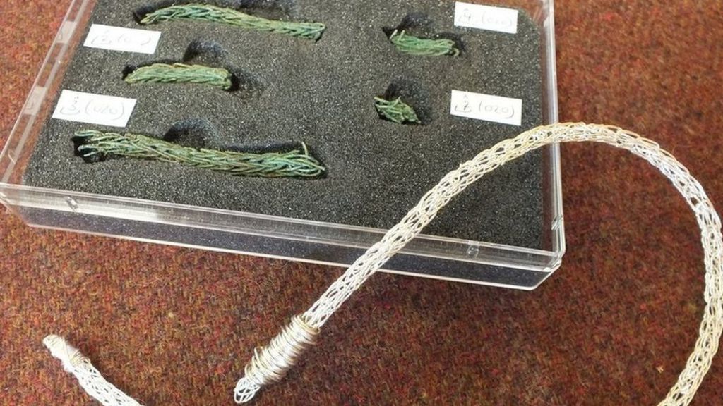 Medieval self-beating device identified