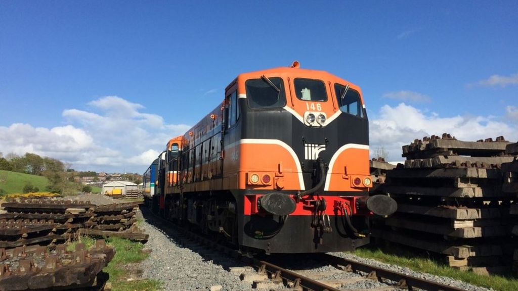 Vandals 'could have derailed' train