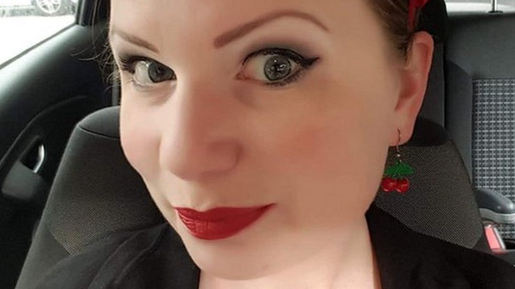 #challengeaccepted: Cancer survivor attacks Facebook 'fakes'