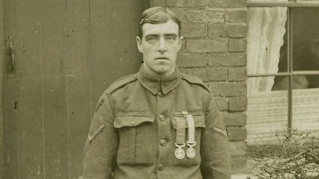 Medals of WWI soldier William Peniston fetch £14,000