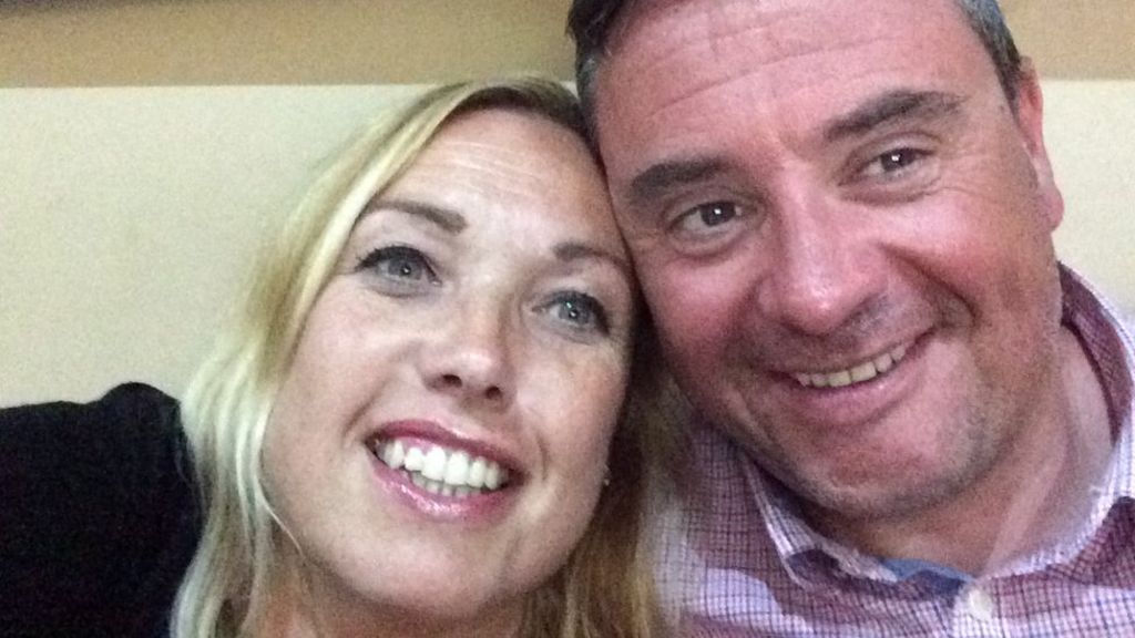 'No cash at the airport'