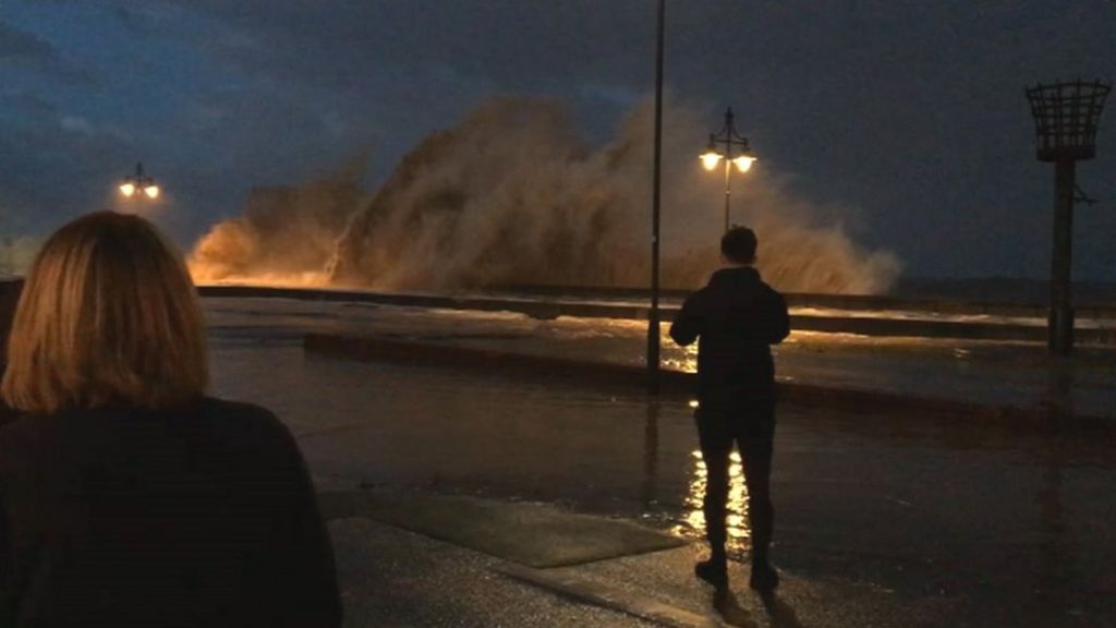 Storm surge: Clean-up starts on battered east coast
