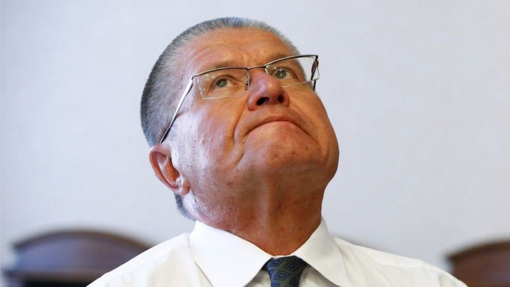 Russia's Economy Minister Alexei Ulyukayev detained over 'bribe'