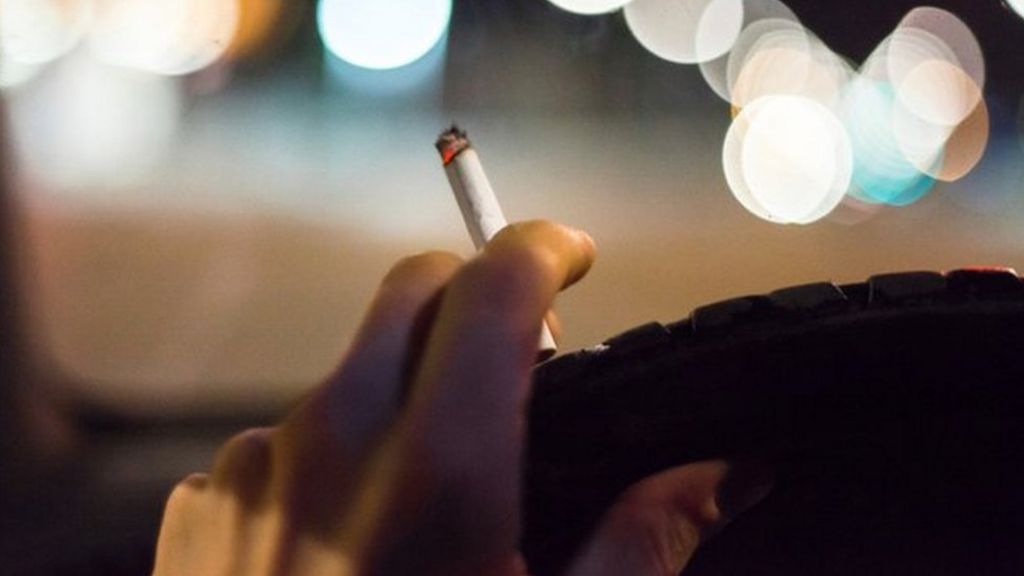 Car Smoking Ban Comes Into Force Bbc News 1398